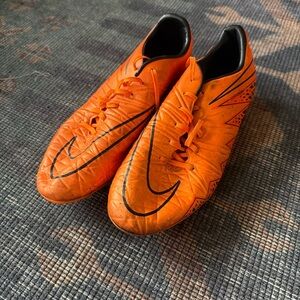 Nike Hypervenom Soccer Cleats – Size 7.5